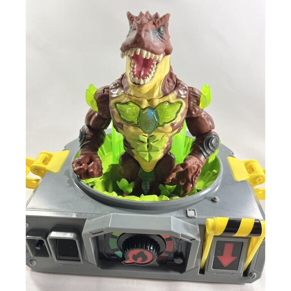 Beast Lab Dino Beast Creator Lab and Figure Lights and Sound Tested - Picture 14 of 16